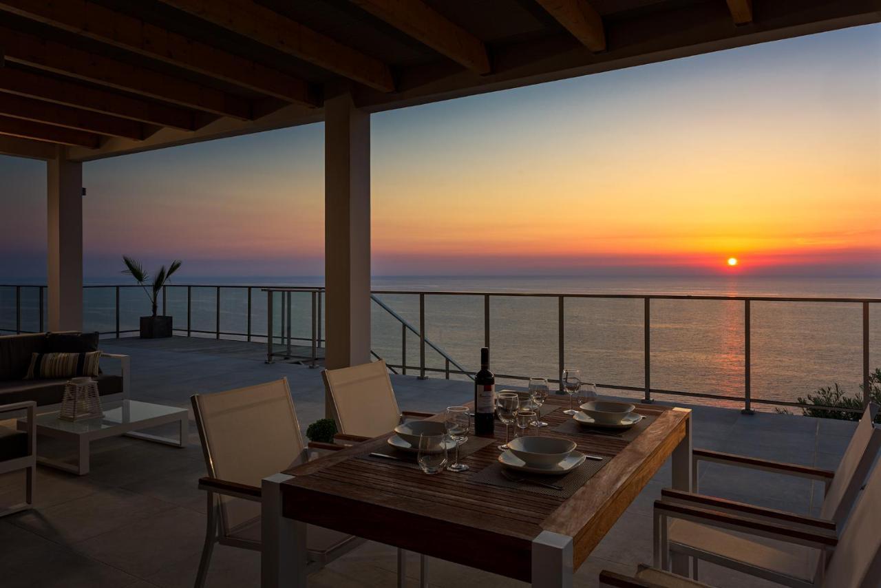 Kathisma Bay Villas - Luxury Villas- Villa Oceanos Kalamítsi Eksteriør bilde